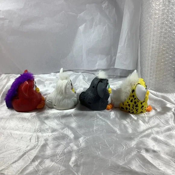 Vintage 1999 McDonalds Furby Happy Meal Toy Lot of 4 Red White Black Leopard - Picture 4 of 5